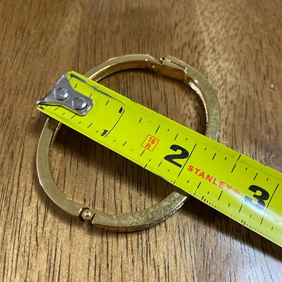 Authentic Swarovski crystal gold tone bangle bracelet - Picture 7 of 9